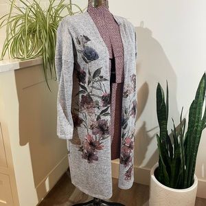 ECLIPSE | 🌸 floral gray knee length cardigan SIZE SMALL
